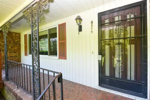 5115 Lansdowne Dr, Durham, NC 27712 photo 3