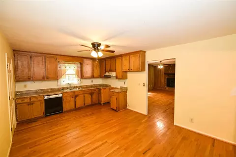 5115 Lansdowne Dr, Durham, NC 27712 photo 10