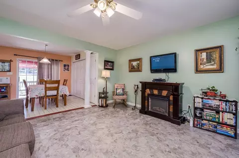 4 Callahan Cir, Durham, NC 27703 photo 4