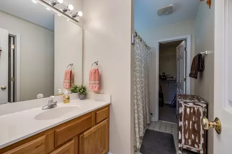 4 Callahan Cir, Durham, NC 27703 photo 11