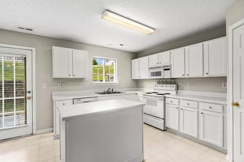 2924 Gross Ave, Wake Forest, NC 27587 photo 6