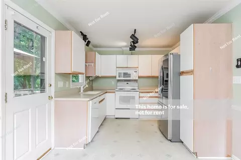 7036 Kristi Dr, Garner, NC 27529 photo 2