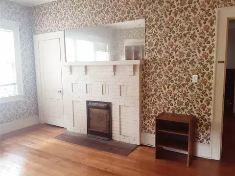 1009 W Trinity Ave, Durham, NC 27701 photo 6