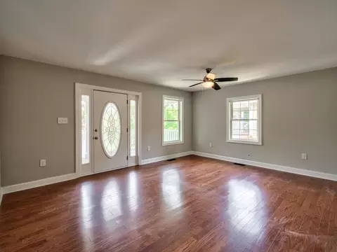 1104 Calvin St, Durham, NC 27701 photo 4