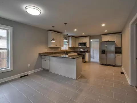 1104 Calvin St, Durham, NC 27701 photo 9