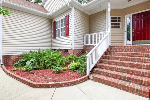 833 Cedar Downs Dr, Raleigh, NC 27607 photo 3