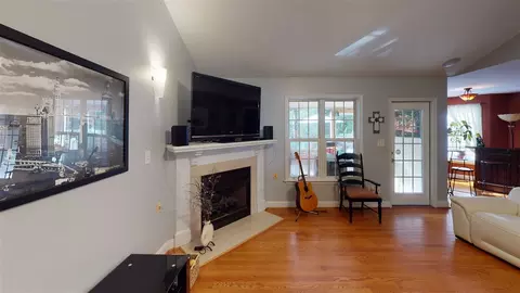 483 Galaxy Dr, Garner, NC 27529 photo 3