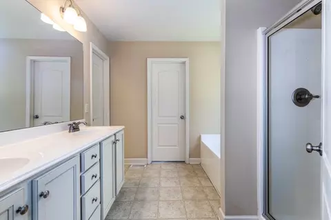 114 Bluestone Dr, Smithfield, NC 27577 photo 9