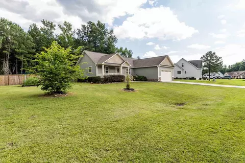 114 Bluestone Dr, Smithfield, NC 27577 photo 3