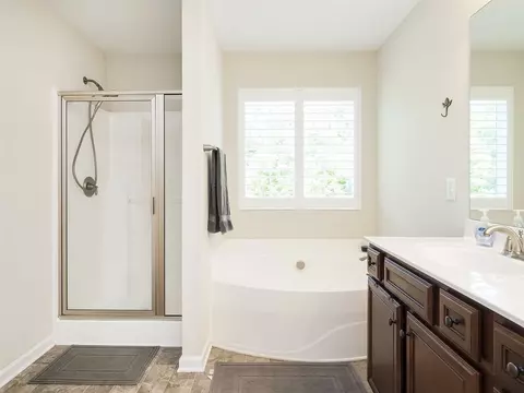 2051 Glenkirk Dr, Burlington, NC 27215 photo 20