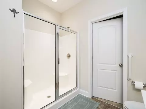 2051 Glenkirk Dr, Burlington, NC 27215 photo 15