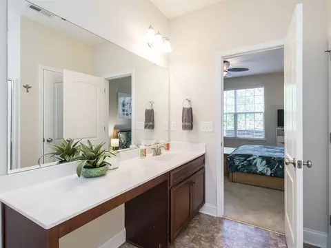 2051 Glenkirk Dr, Burlington, NC 27215 photo 14