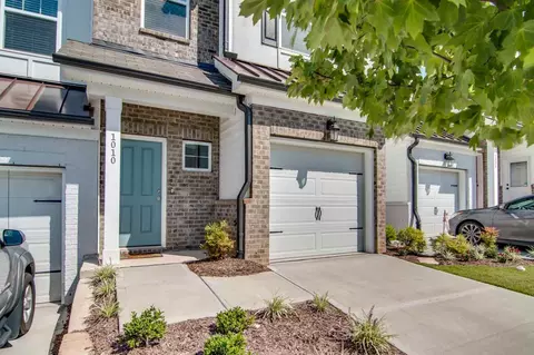 1010 Beyer Pl, Durham, NC 27703 photo 2