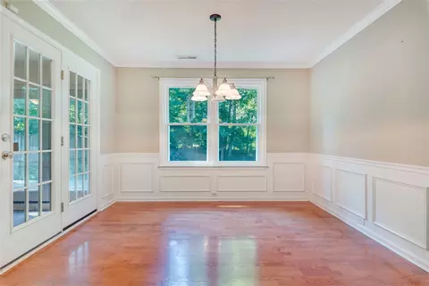 611 Crossview Ln, Durham, NC 27703 photo 8