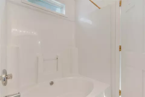 611 Crossview Ln, Durham, NC 27703 photo 23