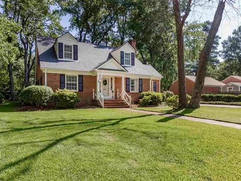 107 E Meadowbrook Dr, Smithfield, NC 27577 photo 1