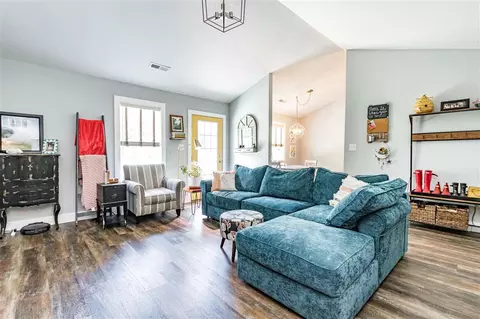 106 Thain Pl, Smithfield, NC 27577 photo 5
