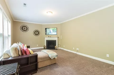 4524 Cottendale Dr, Durham, NC 27703 photo 9