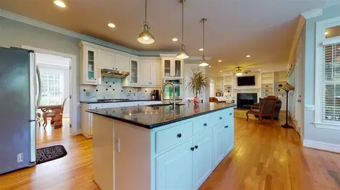 102 Windspring Ct, Cary, NC 27518 photo 11