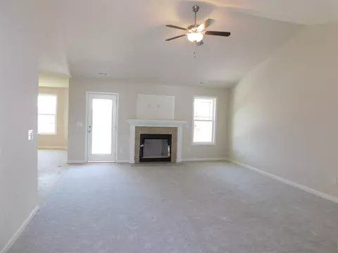 214 Cornfield Ln, Benson, NC 27504 photo 5