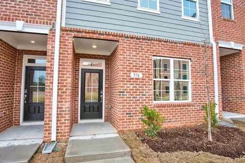 976 Gateway Commons Cir, Wake Forest, NC 27587 photo 2