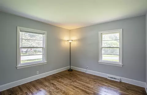 410 E Hammond St, Durham, NC 27704 photo 5
