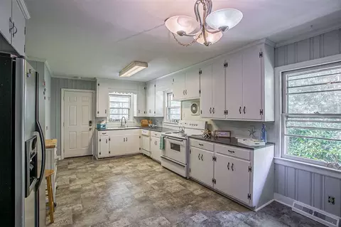 410 E Hammond St, Durham, NC 27704 photo 10