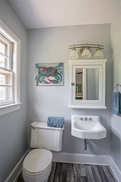410 E Hammond St, Durham, NC 27704 photo 9