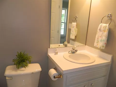 4 Atlantic Ave, Benson, NC 27504 photo 17