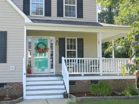 4 Atlantic Ave, Benson, NC 27504 photo 2