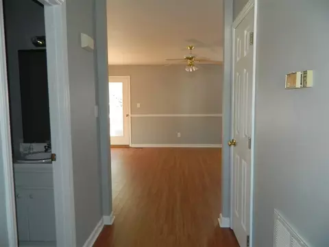 4 Atlantic Ave, Benson, NC 27504 photo 5