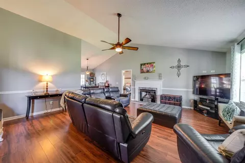 104 Clawson Ct, Garner, NC 27529 photo 3