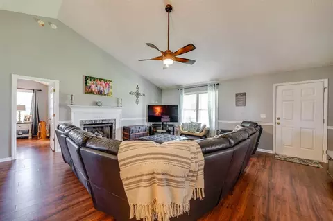 104 Clawson Ct, Garner, NC 27529 photo 4