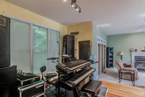 207 Cape Cod Dr, Cary, NC 27511 photo 9