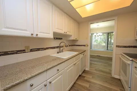 4928 Pine Cone Dr, Durham, NC 27707 photo 7