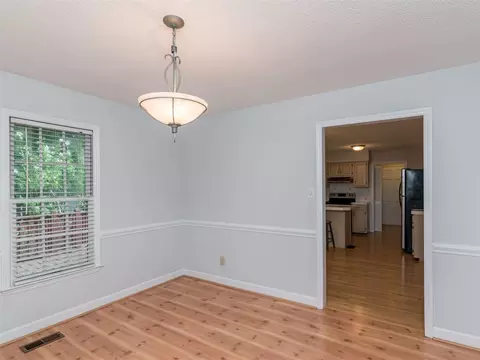 5 Darian Way, Durham, NC 27713 photo 9