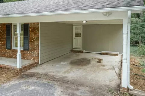 5118 Pine Trail Dr, Durham, NC 27712 photo 3