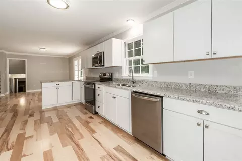 5118 Pine Trail Dr, Durham, NC 27712 photo 10