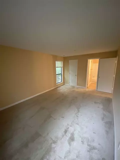 5804 Pointer Dr #201, Raleigh, NC 27609 photo 12