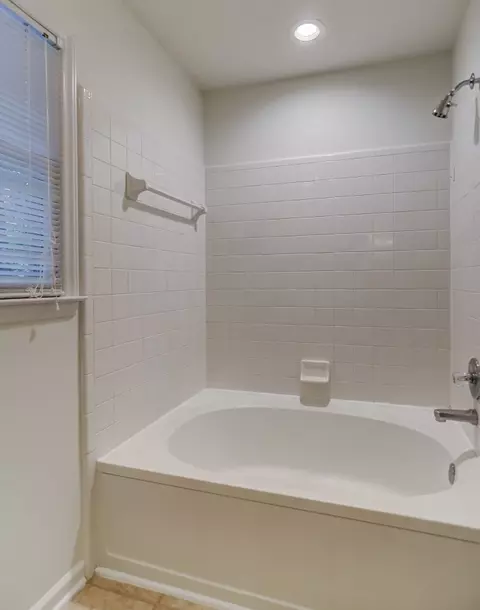 9 Bridgeport Dr, Durham, NC 27713 photo 10