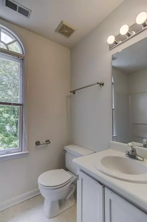 9 Bridgeport Dr, Durham, NC 27713 photo 13