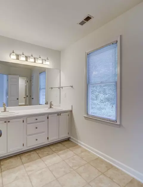 9 Bridgeport Dr, Durham, NC 27713 photo 9