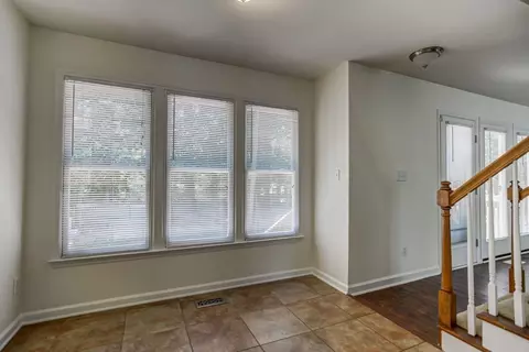 9 Bridgeport Dr, Durham, NC 27713 photo 5