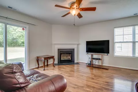 3609 Mountain Brook Cir, Durham, NC 27704 photo 7