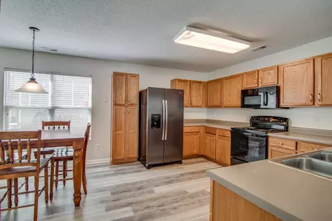 3609 Mountain Brook Cir, Durham, NC 27704 photo 11