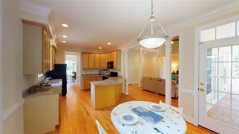 1009 E Oak Dr, Durham, NC 27705 photo 3