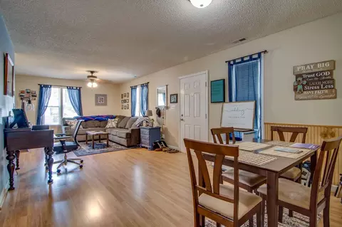 120 E Oak Ave, Wake Forest, NC 27587 photo 4