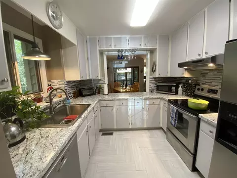 15 Pinnacle Rd, Durham, NC 27705 photo 5