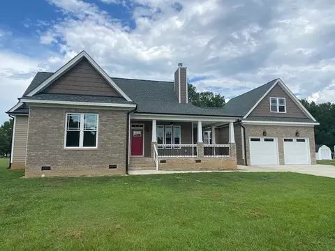 504 Warren Rd, Erwin, NC 28339 photo 1