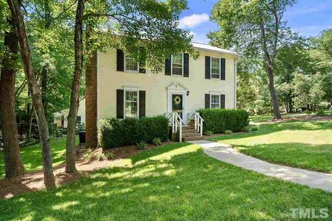 101 Flintlock Ct, Cary, NC 27513 photo 2